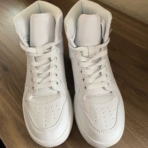 Chunky Hightop White ASOS Sneakers